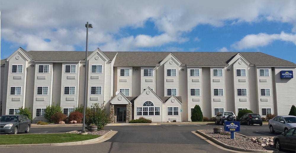 Microtel Inn & Suites By Wyndham Rice Lake Экстерьер фото