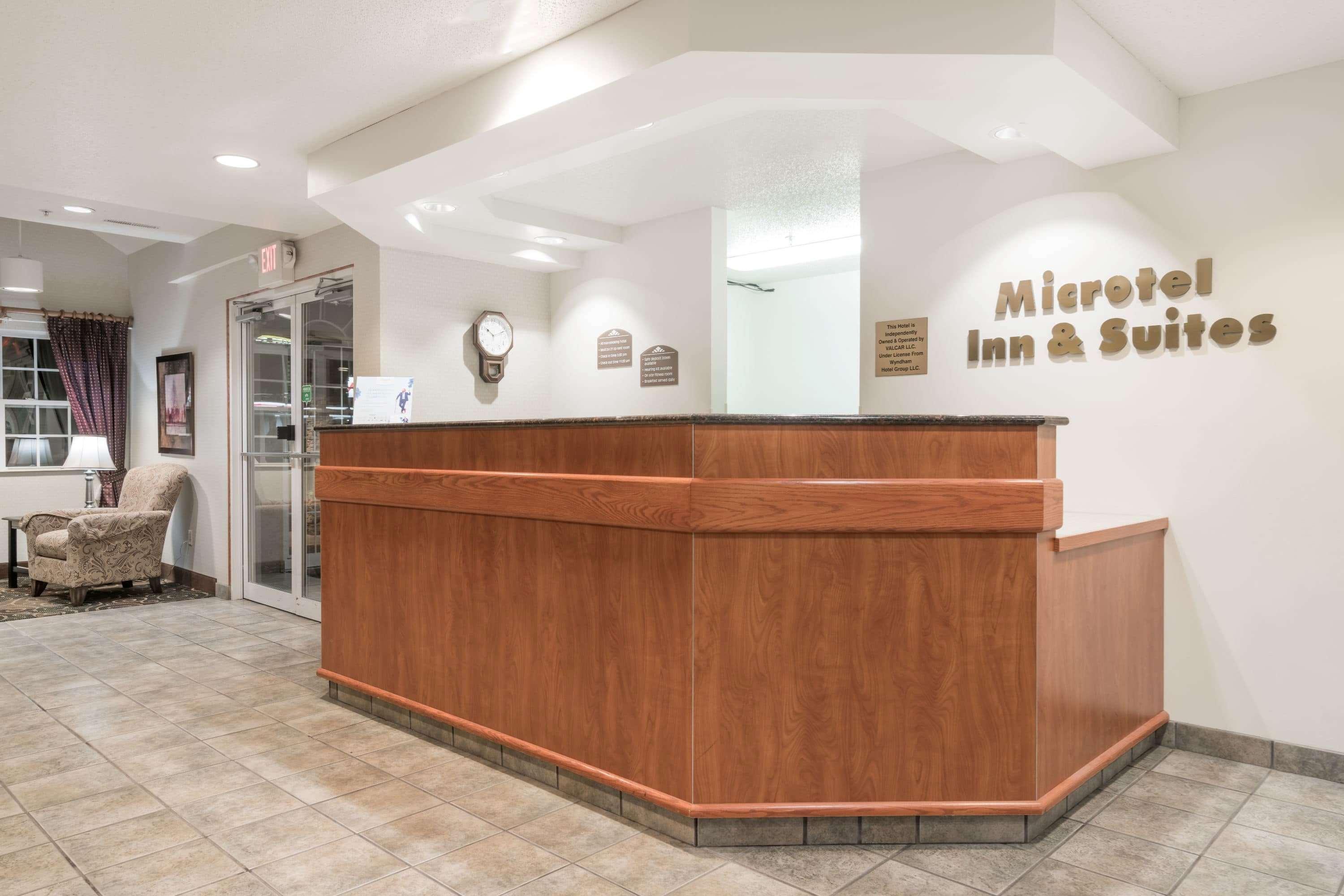 Microtel Inn & Suites By Wyndham Rice Lake Экстерьер фото