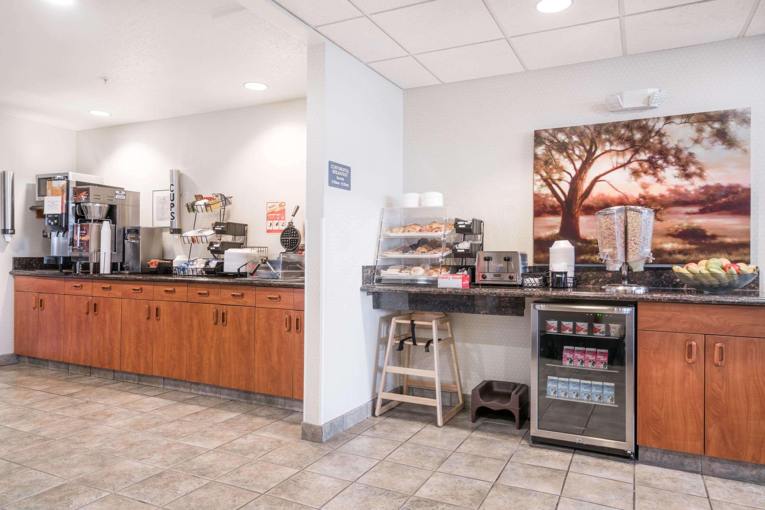 Microtel Inn & Suites By Wyndham Rice Lake Экстерьер фото